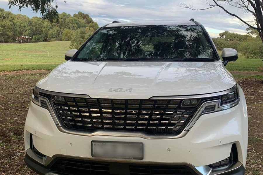 凯恩斯7座MPV起亚嘉年华Kia Carnival 中文司导陪同包车游玩